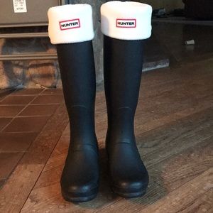 Tall matte black hunter boots with socks!!!!
